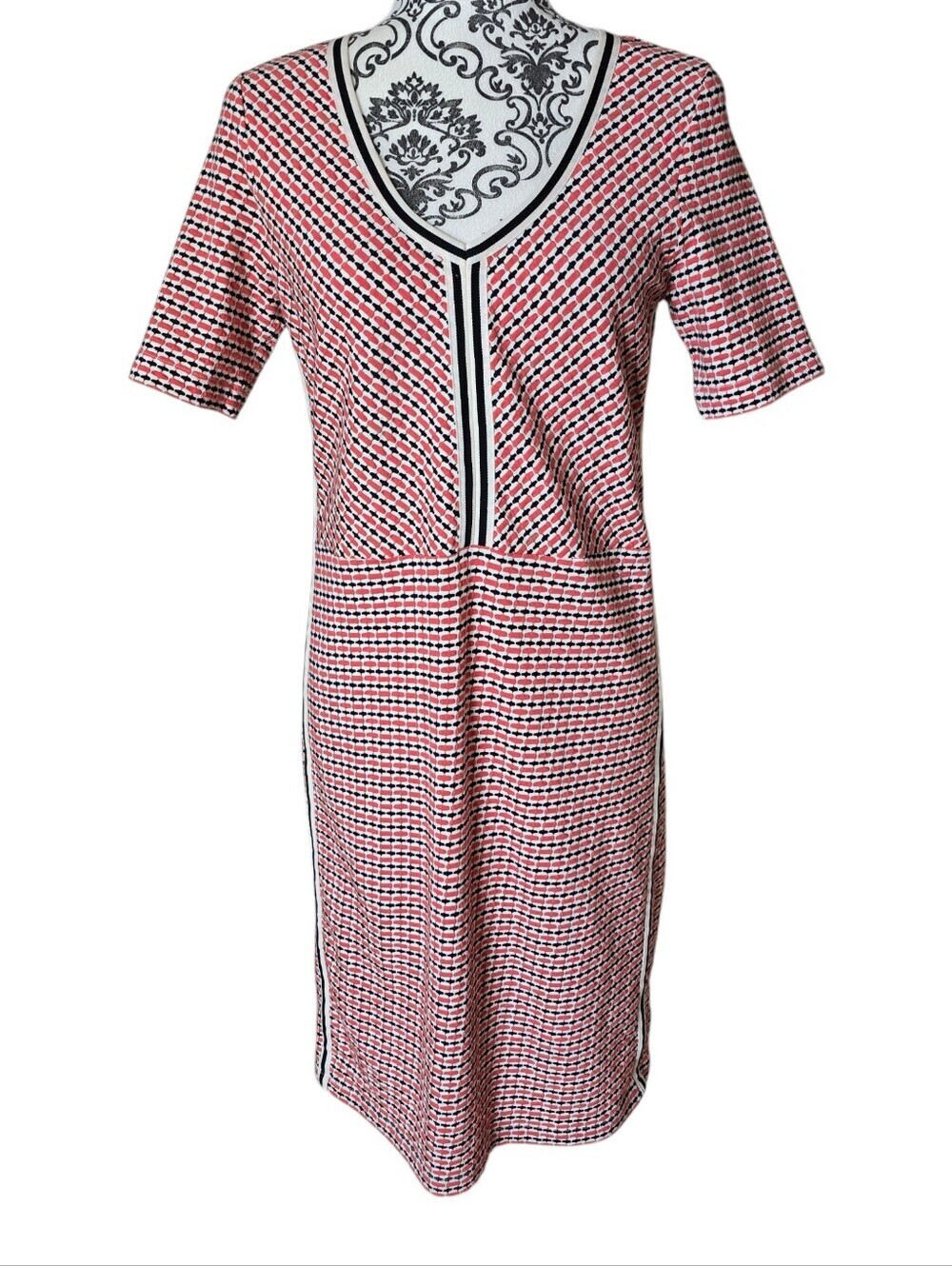Sandwich short sleeve dress size medium